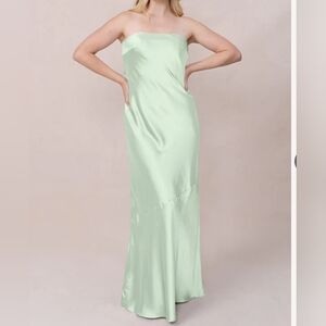 Revelry Elegant Pistachio Green Strapless Dress, Cut Out Back Detail,size 4